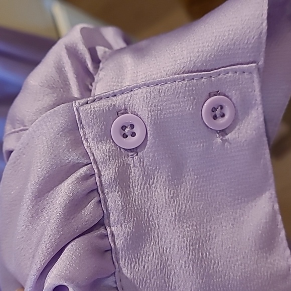 NWT Torrid Lilac Satiny Bow Tie Top - Picture 3 of 4